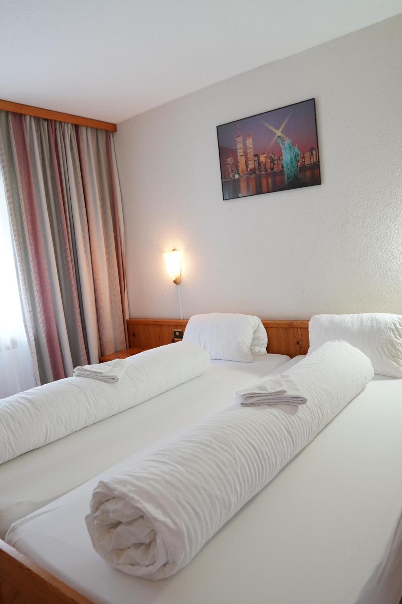 Schiffahrt Hotel